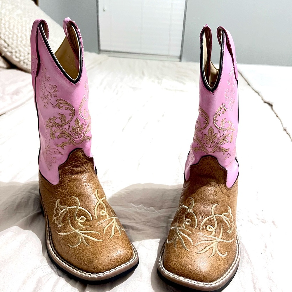 Cowgirl boots for girls